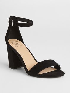 Kasut Pengantin, Ankle Strap Block Heel, Heels Classy, Block Heel Sandals, Girly Shoes, Elegant Shoes