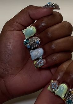 Junk Yard Nails, Short Square Junk Nails, Junk Short Nails, Spring Junk Nails, Cute Shorties Acrylic Nails, French Tip Junk Nails, Junk Nails Designs, Nail Designs Charms, Short Junk Nail Designs