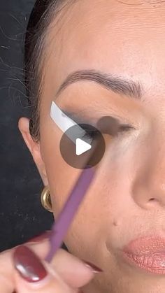 2023 Makeup, Liner Makeup, Black Outfits, Instagram Makeup, Hooded Eyes, December 1, Makeup Techniques, Eye Makeup