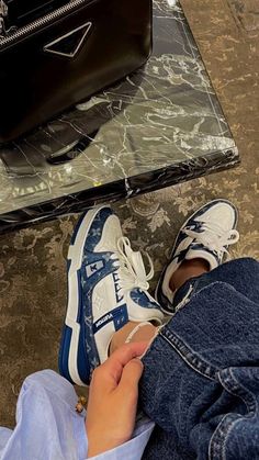 Sneakers Outfit Men, Trainers Outfit, Louis Vuitton Sneakers, Shoes Heels Classy, Lv Shoes, Shoe Gallery