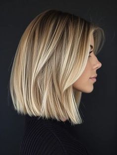 Lob Haircut Straight, Lob Haircut With Bangs, Shorter Hair, Short Hair Trends, Shoulder Hair, Lob Haircut, Trendy Hair Color, Haircut Ideas, Hair Transformation