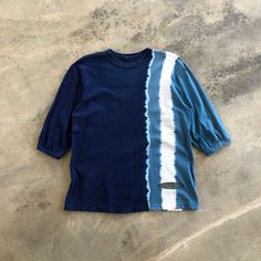 ONEILL Surf Tie Dye 3/4 Sleeve Shirt TAG : Missing tag SIZE : Medium MEASUREMENT , - Width (Armpit to armpit) : 21.5" - Length (Shoulder the end of garment) : 28.5" - Shoulder : 21" - Sleeve Length : 16" CONDITION : Good vintage used. SHIPPING, all item will be shipped with tracking number. Item received within 14-21 working days. Shirt Tag, Shirt Sleeves, Favorite Outfit, The End, Sleeve Shirt, Gender Neutral, Surfing, Tie Dye, Bathing Beauties