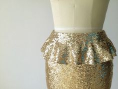 Custom Made(your own size, your preferred color, even your own design). Fitted light gold sequins skirt, with ruffled trim at waist, like little mermaid's tail, perfect to go with any tops for a casual wear or wear as bridesmaid outfit Custom made based on your waist size with Hidden zipper The listed skirt is mean to hit your knee but always able to custom make in different length The listed skirt is made in 18 inches/45CM For extra length, size enlargement(waist size over 36 inches) and rush o Cheap Fitted Gold Skirt, Luxury Gold Sequined Skirt, Luxury Gold Sequin Skirt, Cheap Gold Skirt, Womens Shimmery Gold Skirt, Tight Pencil Skirt, Sequins Skirt, Bridesmaid Bachelorette, Gold Sequin Skirt