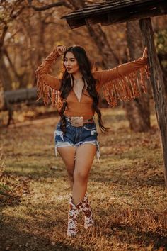 Cowgirl Photoshoot, Country Chic Outfits, Western Photoshoot, Cute Country Outfits