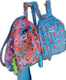 Casual Backpack With Adjustable Strap For Trips, Back To School Quilted Backpack, Quilted Backpack For Back To School, Back To School Quilted Bags, Quilted Backpack For Daily Use, Quilted Standard Backpack For Back To School, Quilted Standard Backpack For Daily Use, Casual Quilted Backpack For Travel, Casual Quilted Travel Backpack