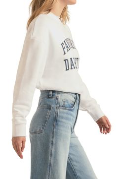 Here's the slightly slouchy sweatshirt that's the favorite to win at weekends. 27" length (size Medium) Crewneck Long sleeves 75% cotton, 25% polyester Machine wash, tumble dry Imported Slouchy Sweatshirt, Favorite Daughter, The Favorite, To Win, Cotton Blend, Nordstrom, Long Sleeves, Crew Neck, Size Medium