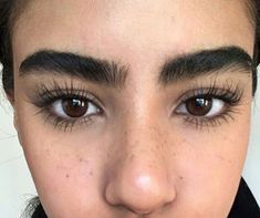 Thick Eyebrows Natural, Long Eyebrows, Big Eyebrows, Eyebrows Goals, Big Eyelashes, Long Thick Eyelashes, Bushy Eyebrows, Full Eyebrows, Thick Brows