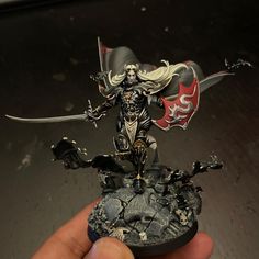 Richard Joshua on Instagram: "Vampire Lord conversion loosely based off of Alucard from Castlevania. Maybe I’ll do a Trevor Belmont down the road. 🦇🗡 #paint #painting #paintingwarhammer #warhammerageofsigmar #death #miniaturepainting #scalemodel #figureart #kitbash #conversion #alucard #castlevania #soulblightgravelords #art #welovebrushstrokes #welovepainting #weloveminiatures #tabletopgames #warmongers #fucksmoothness #vampire" Soulblight Gravelords Art, Vlad Von Carstein, Vampire Painting, Warhammer Old World, Warhammer Vampire, Vampire Lord, Soulblight Gravelords, Alucard Castlevania, Trevor Belmont