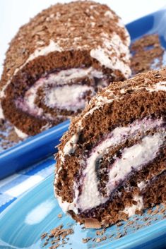 Mary Berry Chocolate Swiss Roll Mary Berry Desserts, Berry Desserts, Almond Tart, Berry Recipes, Cake Rolls