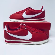 90 Women, Air Max 90 Women, Vintage Sneakers, Nike Red, New Sneakers, Nike Cortez, Footwear Design Women