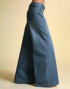 asos molly vintage blue piped wide leg jean 27 pounds 41 Wide Legged Pants, Denim Ideas, Denim Wear, All Jeans, New Years Eve Outfits, Jeans Rock, Alternative Outfits, Looks Style