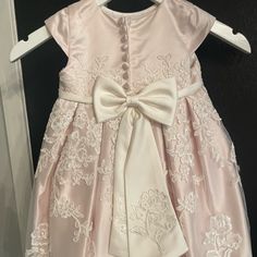 New Baby Girls Size 18 Month Ivory/ Petal In Color Mon Cheri Dress. Perfect For Weddings/ Special Occasions. 100% Polyester Baby Trying On Moms Wedding Dress, Ivory Girls Dress, Confirmation Dresses, White Dress Formal, Pink Silk Dress, Black Lace Mini Dress, Pearl And Lace, Christening Gowns, Floor Length Gown