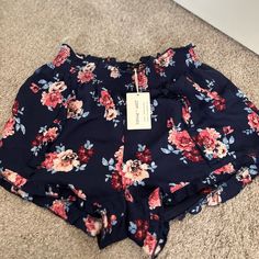 Navy Blue Floral Shorts. Brand New, Never Worn. Size Large Floral Shorts, Blue Floral, High Waist, Color Blue, Navy Blue, Womens Sizes, High Waisted, Womens Shorts, Brand New