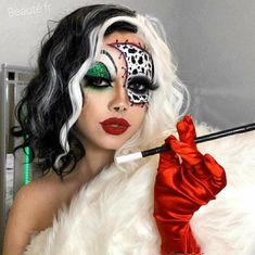 Halloween Makeup Costumes, Halloween Makeup Cute, Cruella Deville Makeup, Crazy Halloween Makeup, 2023 Costumes, Cute Halloween Cakes, Halloween Makeup Artist, Paint Makeup