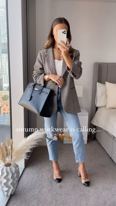 Executive Outfit, Autumn Workwear, Fashion Advisor, Fall Workwear, Professional Work Outfit, Instagram Autumn, Stylish Work Outfits, October 10