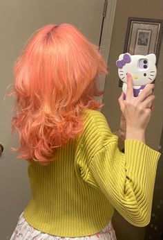 Salmon Pink Hair Color, Salmon Hair Color Peach, Coral Colored Hair, Pastel Orange Hair Peach, Sunset Pink Hair, Peach Dyed Hair, Orangey Pink Hair, Pink And Orange Hair Black Women, Shirt Pink Hair