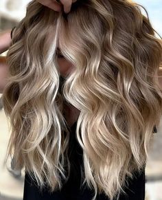 Blonde Hair Inspiration, Long Blonde, Hair Inspiration Color, Long Blonde Hair, Hair Inspo Color