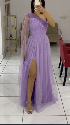 Purple Prom Dress Plus Size, Aso Ebi Dresses, One Shoulder Prom Dress, Birthday Party Outfits, Cute Prom Dresses, Formal Party Dress, Sweet 16 Dresses, Formal Party, Sweet Dress