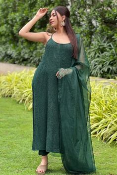 Shop for Label Aishwaryrika Green Georgette Strappy Chikankari Kurta for Women Online at Aza Fashions Strappy Kurta, Floral Bridal Lehenga, Indian Casual Wear, Casual Indian Outfits, Kurta Ideas, Patiala Dress, Seema Gujral