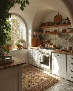 35 Beautiful & Unique Spanish Style kitchens Desain Pantry, Interior Design Per La Casa, Dream Life House, Spanish Style Home, Casa Vintage, Italian Home, Classic Kitchen, Dream House Rooms