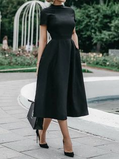 Women's Dresses Round Neck Short Sleeve Slim Dress Sukienki Maksi, Vestidos Retro, Elegant Black Dress, Elegant Outfits, Fitted Midi Dress, Black Prom Dress, Evening Cocktail, Vestidos Vintage, Womens Black Dress