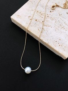 Details:Pearls \nStyle:Fashionable \nGender:Women \nColor:Yellow Gold \nMaterial:Copper \n Women Chain, Pearl Decor, Chain Necklaces, Copper Jewelry, Fashion Online Shop, Online Fashion, All Fashion, Chains Necklace, Faux Pearl