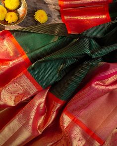 Red Border, Wedding Saree Indian, Designer Sarees Online, Green Saree, Silk Cotton Sarees, Saree Trends, Red Saree, Current Fashion