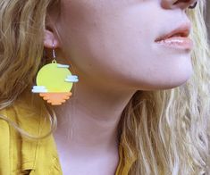 3D printed, bubbly sunset earrings! Sunset Earrings, 3d Printed, Jewelry Earrings Dangle, 3d Printing, Etsy Earrings, Dangle Drop Earrings, Dangle Earrings, Bubbles, Jewelry Earrings