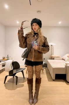 Outfits With Brown Knee Boots, Distressed Boots Outfit, Y2k Knee High Boots Outfit, Cheetah Tights Outfit, Mini Skirt Outfit With Tights, Tights And Skirt Outfit Winter, Mini Skirts Outfits Aesthetic, Winter Outfit With Tights, Skirt And Trousers Outfit