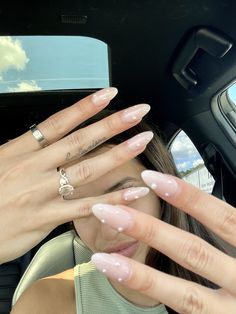 Pearl Wedding Nails, 2023 Nails Ideas, Honeymoon Nails, Bachelorette Nails, Perfect Summer Nails, Sparkly Nail Designs, Beach Makeup, Engagement Nails, Nail Designs Ideas