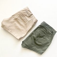 Forever 21 Women’s Chino Shorts Item Size: Women’s Size 26, Khaki Shorts 4” Inseam, Olive Shorts 2.5” Inseam, Mid Rise Item Color: Khaki And Olive Green Condition: Preowned. Good Used Condition, No Stains Or Damage. This Is Not Brand New! Ships From A Smoke Free Home! Please See All Photos For Exact Item Description. Thanks For Checking Out My Store! All Items Are Shipped Within 2 Business Days. Make A Bundle To Save On Shipping Cost. (C25) Olive Shorts, Womens Chinos, Khaki Shorts, Chino Shorts, Color Khaki, Olive Green, Mid Rise, Forever 21, Product Description