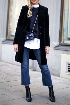 How To Wear Ankle Boots, Cool Winter, Instagram Outfits, Cropped Flares