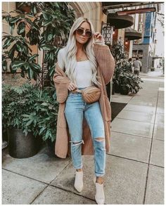 comfy wass Sunday Brunch Outfit, Neutral Fall Outfits, Mode Shoes, Skandinavian Fashion, Effortlessly Chic Outfits, Sunday Brunch, Outfit Inspo Fall