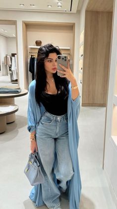 Moroccan Summer Outfit, Modest Outfits Dubai, Uae Outfit Street Styles, Middle Eastern Outfits Women, Dubai Modest Outfits, Abaya Jeans Outfit, Abaya And Jeans, Arabic Outfits For Women, Abaya With Jeans