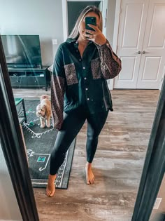 Midsize Casual Outfit Winter, Shacket Outfits Women, Casual Outfits Fall 2024, Casual Movie Date Outfit Winter, Winter Outfits Midsize Women, Long Shacket Outfit Women, Long Shacket Outfit, Curvy Outfits Spring, Shacket Outfit Women Winter