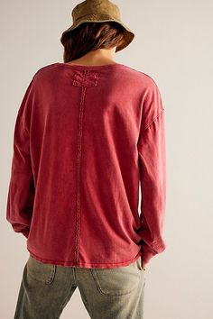 Just as effortless as it is essential, this timeless tee is featured in a staple, long sleeve silhouette with distressed seaming throughout for a true lived-in look. **Fit:** Slouchy, relaxed fit **Features:** Scoop neckline, front bust patch pocket, dropped shoulders **Why We | We The Free Fade Into You Tee at Free People in Pink, Size: XS Long Sleeve Tops With Frayed Hem For Everyday, Everyday Fall Tops, Fall Cotton Tops With Contrast Stitching, Casual Tops With Contrast Stitching For Fall, Fall Crew Neck Tops With Contrast Stitching, Sweet Kisses, Boho Clothing, Boho Outfits, Scoop Neckline