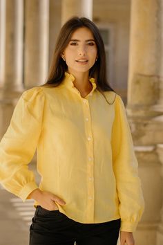 Linen shirt with ruffled collar and long, slightly puff sleeves.  Made of high quality medium weight European linen.  FIT Confortable fit.  The model is 1.72 cm high, 58 kg and wears size M. The bust measurements are:  SizeBust cm/inches XXS84 cm/33.07 inches XS88 cm /34.65 inches S 92 cm/36.22 inches M96 cm/37.79 inches L100 cm/39.37 inches XL104 cm/40.94 inches XXL108 cm/42.5 inches COLOR We try to photograph the colors as true to reality as we can but sometimes light alters a bit the hues.  L Linen Blouse With Collar For Workwear, Linen Workwear Blouse With Collar, Fitted Linen Blouse With Button Cuffs, Long Sleeve Linen Blouse With Ruffles, Summer Linen Top With Ruffled Collar, Long Sleeve Linen Tops With Ruffles, Linen Puff Sleeve Tops For Daywear, Relaxed Fit Linen Blouse With Ruffles, Spring Linen Tops With Collar