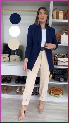 How to snag Italian girl style using accessories you already have in your closet! A guide to Italian fashion and Italian woman style. Banker Outfits Women, Mode Ab 50, Blazer Fits, Girly Swag, Colour Combinations Fashion, Color Combos Outfit, Blazer Outfit, Business Casual Outfits For Work, Event Outfit