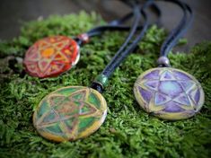 Pentacle NecklaceWiccan Pentagram Necklace/Pentacle Pendant/Pagan Jewelry/Occult Jewelry/Boho Necklace/Protection Necklace/Symbolic Jewelry/Witch GiftClick links to see more photos:#1 Redhttps://www.etsy.com/listing/539570036/pentagram-necklacewiccan-necklacewitch?ref=shop_home_active_5#2 Greenhttps://www.etsy.com/listing/539116282/pentagram-necklacewiccan-necklacewitch?ref=related-4#3 Purplehttps://www.etsy.com/listing/553126905/pentagram-necklacewiccan-necklacewitch?ref=related-4It is a jewelr Dread Accessories, Pagan Necklace, Wiccan Necklace, Pentagram Necklace, Witch Necklace, Witch Gift, Dread Beads, Witch Jewelry, Pagan Jewelry