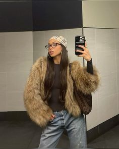 Fur Jacket Outfit, Fur Coat Outfit, Autumn Fits, Cold Outfits, Neue Outfits, Outfit Inspo Fall, Mode Inspiration