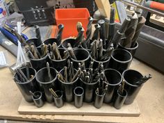 there are many different types of tools in the holder on this workbench and it is hard to find