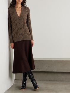 You'll never regret investing in Gabriela Hearst's timeless knitwear. This cardigan is cable-knitted from cashmere specially selected for its soft handle and has a loose fit. Tortoiseshell buttons highlight the label's reputation for quality down to the details. Timeless Knitwear, Silk Cardigan, Gabriela Hearst, Never Regret, Cable Knit Jumper, Winter Skirt, Cashmere Cardigan, Knitwear Cardigan, Knit Jumper