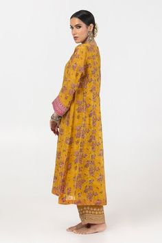 Mustard kurta with floral block print and thread, sequins embroidered yoke. - Aza Fashions Yellow Chanderi Kurta With Block Print, Yellow Block Print Chanderi Kurta, Yellow Bohemian Kurta With Block Print, Floor-length Floral Embroidered Semi-stitched Kurta, Multicolor Floral Print Mulmul Kurta, Yellow Printed Long Sleeve Kurta, Yellow Floral Print Kurta, Kurta Women, Kurta For Women