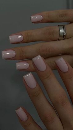 Short Cute Classy Nails, Short Acrylic Natural Looking Nails, Classy Nail Inspo Square Short, Square Acrylic Nails Colors, Esthetician Nail Ideas, Graduation Nails Natural, Nails Acrylic Classy Elegant, Short Nails Inspiration Simple Elegant, Dip Square Nails