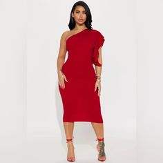 New Fashion Nova Dress Burgundy Midi Dress One Shoulder Ruffle Short Sleeve Stretch 95% Polyester 5% Spandex Size Large Red Cocktail Dress Classy, Blue Velvet Midi Dress, Fashion Nova Black Dress, Stretchy Bodycon Dress, Coral Fashion, Stephanie Rao, Burgundy Midi Dress, Burgundy Fashion, Dress One Shoulder