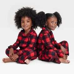 Brand New with Tags! Wondershop Toddler Buffalo Check Matching Family Pajama Set - Color: Red/Black - Long Sleeve Button Down - Straight Leg Pants with Elastic Waistband - 100% Polyester 12M - 197543261446 18M - 197543261583 Pajama Collection, Family Vibes, Red Buffalo Check, Family Pajama Sets, Matching Family Pajamas, Family Christmas Pajamas, Black Families, Pj Pants, Family Pajamas