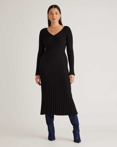 Cotton Cashmere Ribbed Long Sleeve V-Neck Midi Dress Capsule Wardrobe Women, Fall Style Guide, Everyday Luxury, Fall Capsule Wardrobe, V Neck Midi Dress, Dreamy Dress, Quince Dresses, Midi Dress With Sleeves, Long Sleeve Midi