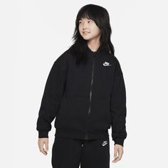 Everyone loves a soft, roomy hoodie. This oversized full-zip has plenty of space through the arms and body, giving you a comfy and relaxed feel. A classic for a reason, the embroidered Futura logo on the chest adds signature Nike style. Girls Sportswear, Nike Sportswear Club Fleece, Kids Activewear, Zip Hoodies, Nikes Girl, Black And White Tops, Nike Fashion, Nike Kids, Girls Club