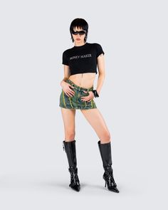 Money maker 🤑 This black jersey graphic top is made from stretch jersey fabric, and is complete with short sleeves, and a cropped fit. Make their pockets hurt, bby 🖤 Trendy Black Cropped T-shirt With Short Sleeves, Black Fitted Y2k Cropped T-shirt, Edgy Fitted Crop Top T-shirt, Black Cotton Crop Top With Short Sleeves, Black Y2k Cropped T-shirt For Summer, Edgy Short Sleeve Crop Top For Summer, Edgy Short Sleeve Crop Top With Graphic Print, Black Stretch Cropped T-shirt With Graphic Print, Edgy Cotton Short Sleeve Crop Top