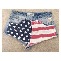 Nwot Topshop Moto Brooke High Waisted American Flag Shorts These Shorts Are Cute & Fun! Slightly Distressed Front Pockets And Hems Great For July 4th Independence Day, Beach, Casual Summer New W/O Tags, Never Worn Size Usa 6, Uk 10, Eur 38 Note: Worn To Model Design, Not Fit. Shorts Are Big On Me If You Would Like To Make An Offer, Please Use 'Offer' Feature Bundle & Save One Time Shipping Fee No Trades Blue Patriotic Bottoms With American Flag, Patriotic Flag Print Bottoms For 4th Of July, Blue Patriotic Bottoms For 4th Of July, Patriotic American Flag Print Bottoms, Patriotic Blue Bottoms With American Flag, Patriotic Bottoms With Flag Print For 4th Of July, Patriotic American Flag Print Blue Bottoms, Patriotic Blue Bottoms For 4th Of July, Casual High Waist Bottoms With American Flag Print